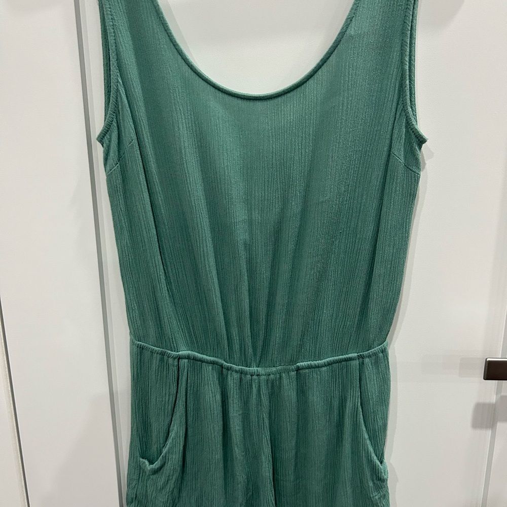 Romper - Picture 2 of 4